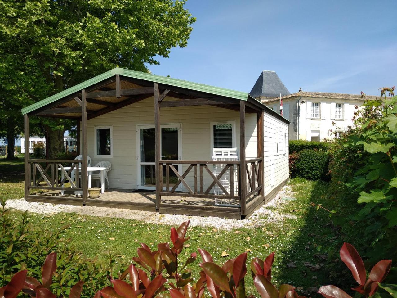 Camping Le Sorlut Cozes Bagian luar foto
