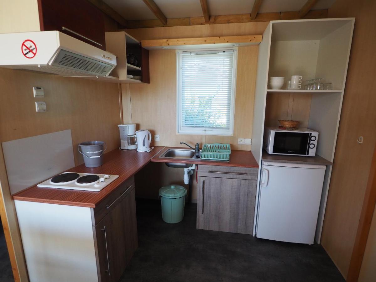 Camping Le Sorlut Cozes Bagian luar foto