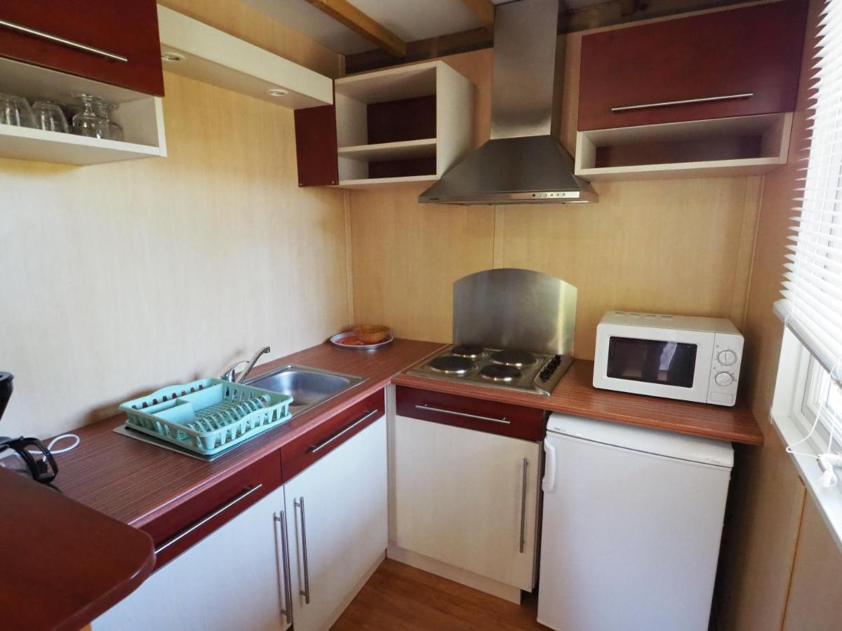Camping Le Sorlut Cozes Bagian luar foto