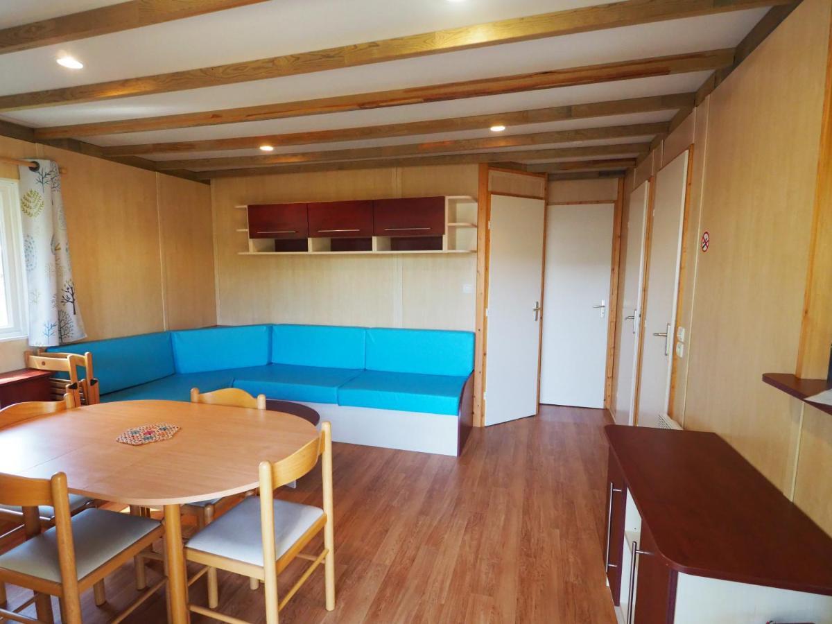 Camping Le Sorlut Cozes Bagian luar foto